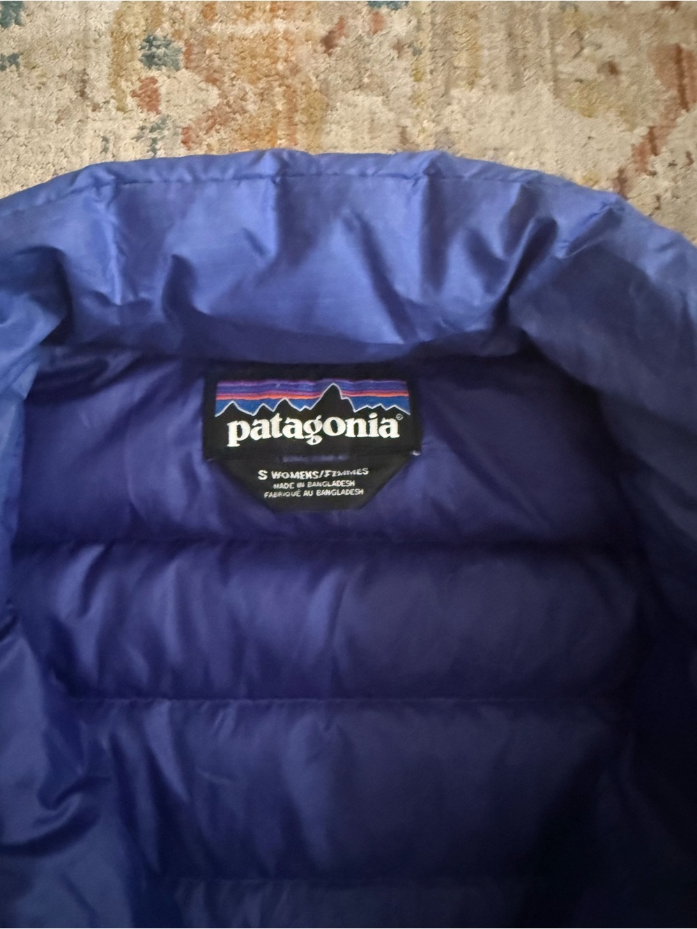 Patagonia women’s down sweater- Puffer Jacket royal blue - Picture 4 of 4
